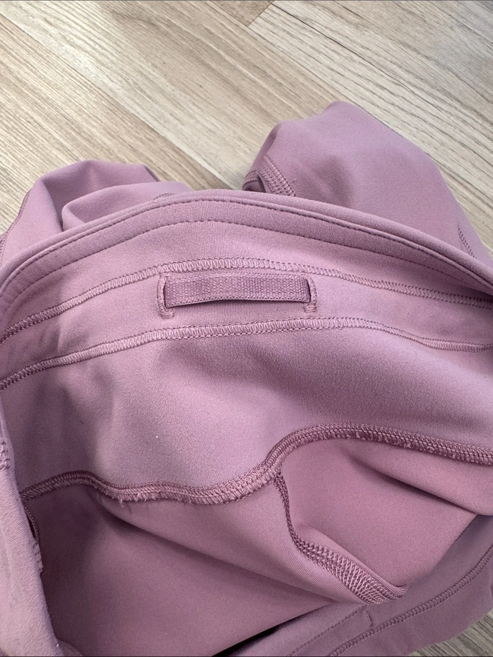 Lululemon Wunder Train High Rise Tight with pockets